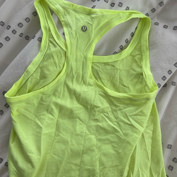 BRAND NEW lululemon tank top - Picture 4 of 5